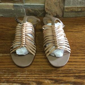 SALVATORE FERRAGAMO Leather Flat Sandals